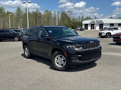 Used 2023 Jeep Grand Cherokee Laredo
