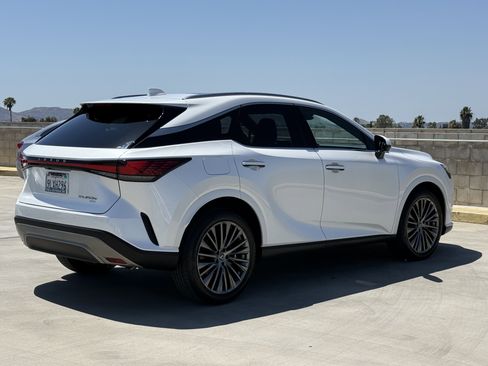 Certified 2024 Lexus RX 450h AWD w/ Convenience Package image 12