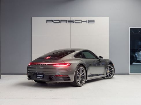 Certified 2024 Porsche 911 Carrera image 7