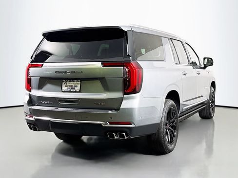 New 2026 GMC Yukon XL Denali AWD/4WD image 7