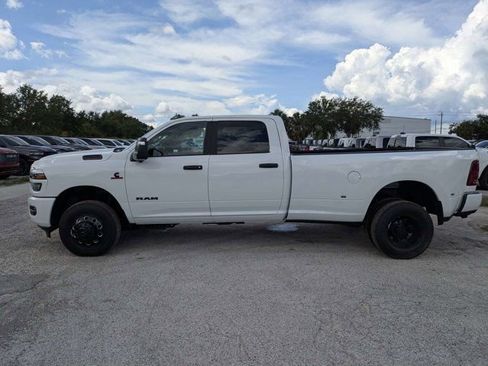 New 2026 RAM 3500 Big Horn AWD/4WD image 6
