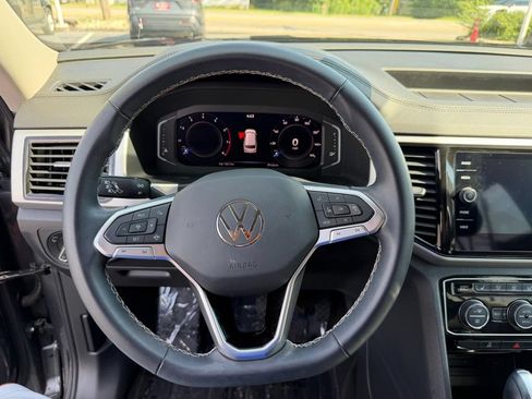 Used 2023 Volkswagen Atlas SE AWD/4WD image 35