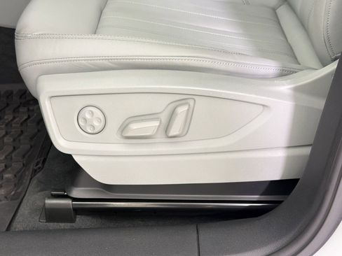 Used 2023 Audi Q5 2.0T Premium Plus w/ Premium Plus Package image 14