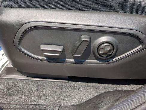 New 2025 Jeep Grand Cherokee L Laredo w/ Luxury Tech Group I image 10