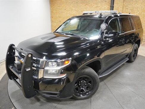 Used 2015 Chevrolet Tahoe 4WD image 2