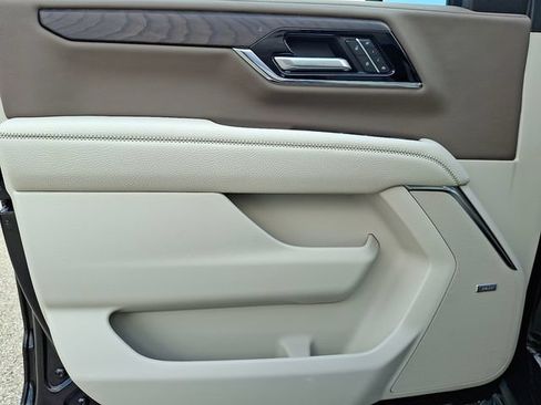 New 2026 GMC Yukon Denali w/ Advanced Technology Package AWD/4WD image 15