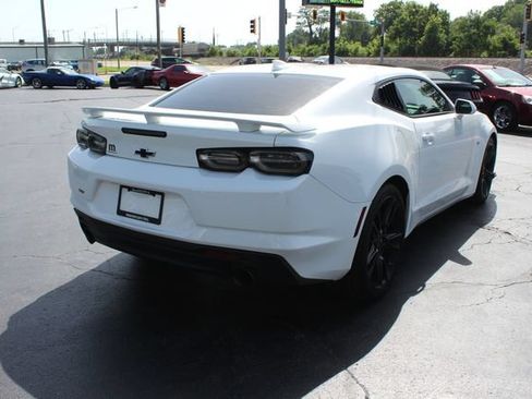 Used 2021 Chevrolet Camaro SS RWD image 13