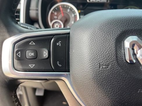 Used 2024 RAM 2500 Laramie AWD/4WD image 19