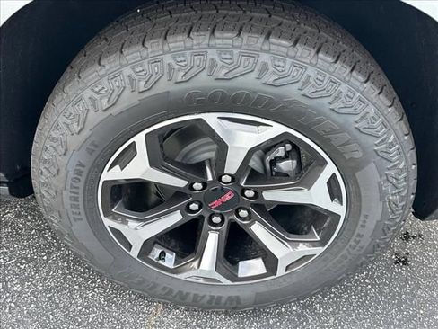 New 2026 GMC Yukon AT4 Ultimate AWD/4WD image 17