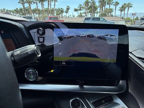 Used 2022 Chevrolet Corvette Stingray Coupe w/ 1LT RWD image 11