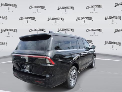 New 2026 Lincoln Navigator L Reserve AWD/4WD image 5