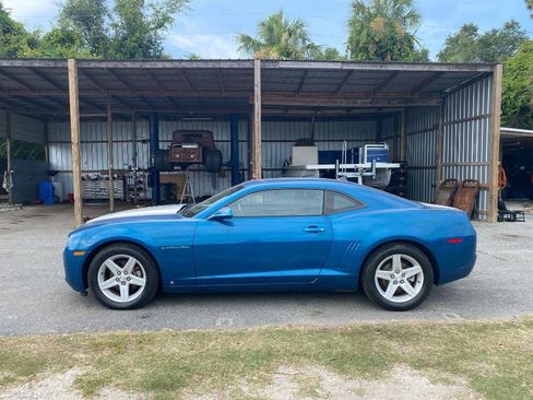 Used 2010 Chevrolet Camaro LT RWD image 1