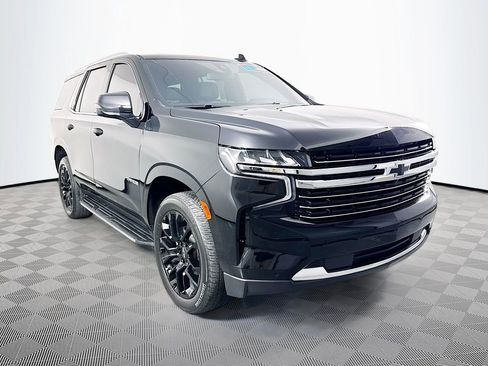 Used 2022 Chevrolet Tahoe LT w/ LT Signature Plus Package image 3
