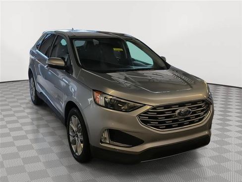 Certified 2024 Ford Edge Titanium AWD/4WD image 5