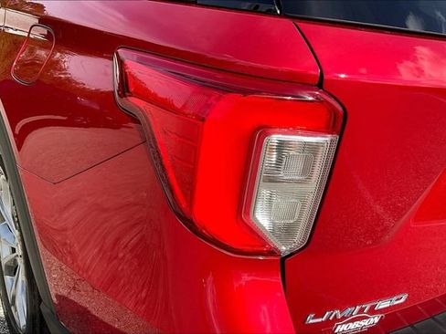 Used 2023 Ford Explorer Limited AWD/4WD image 29