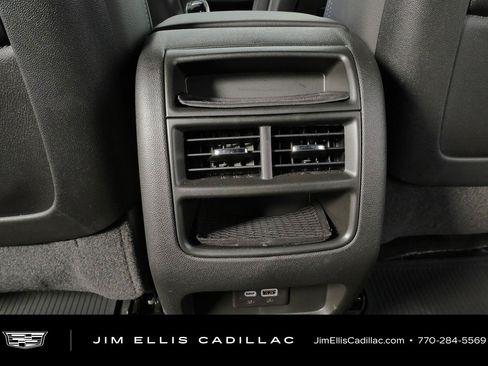 Used 2025 Cadillac XT5 Luxury FWD image 20
