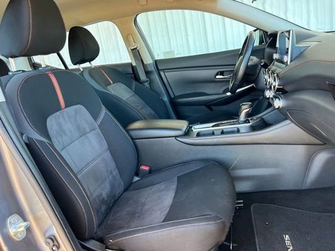 Used 2022 Nissan Sentra SR w/ Trunk Package image 28