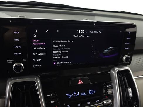 Used 2022 Kia Sorento SX Prestige image 22