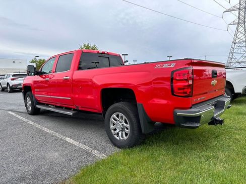Used 2017 Chevrolet Silverado 3500 LTZ AWD/4WD image 4
