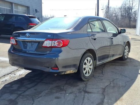 Used 2011 Toyota Corolla LE image 4