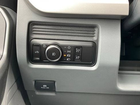 New 2026 Ford F350 XLT w/ FX4 Off-Road Package AWD/4WD image 15