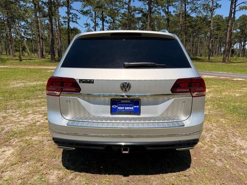 Used 2019 Volkswagen Atlas SE FWD image 4