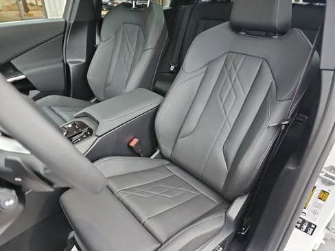 New 2026 BMW X3 xDrive30 w/ Premium Package image 16