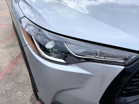 Used 2022 Toyota Corolla Cross LE w/ Black Badges Package (TMS) image 27