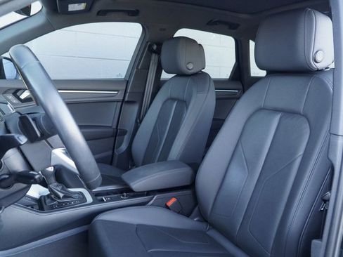 Used 2021 Audi Q3 2.0T Premium Plus image 5