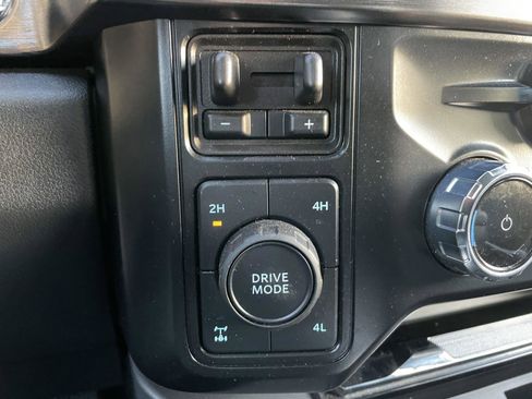 Used 2024 Ford F250 Lariat w/ FX4 Off-Road Package image 24