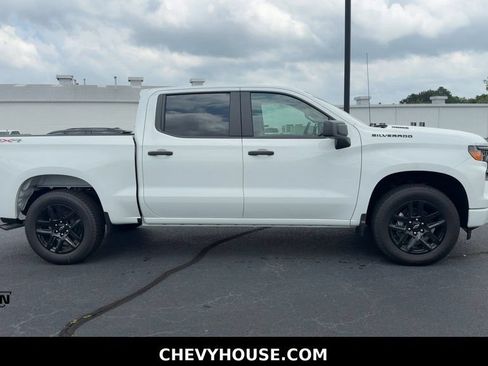 New 2026 Chevrolet Silverado 1500 Custom w/ LPO, Dark Essentials Package AWD/4WD image 2