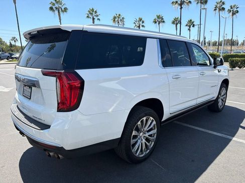 Used 2022 GMC Yukon XL Denali w/ Advanced Technology Package AWD/4WD image 6