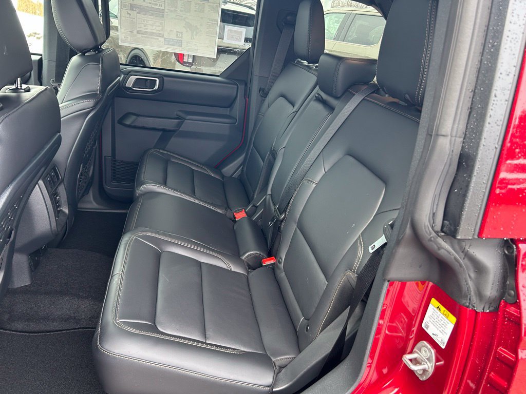 Used 2025 Ford Bronco Badlands AWD/4WD image 11