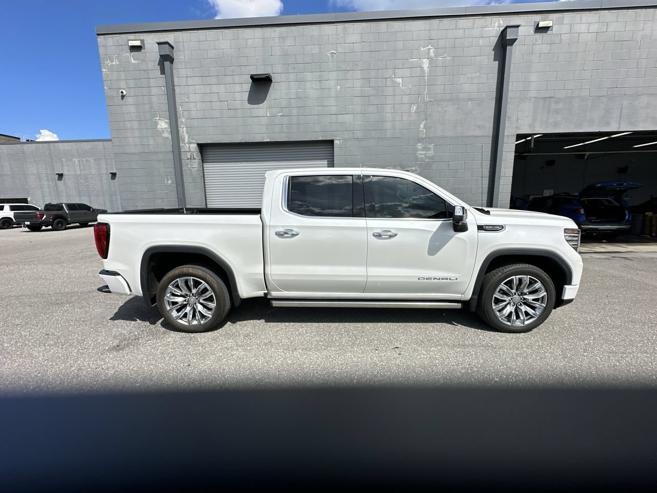 Used 2024 GMC Sierra 1500 Denali AWD/4WD image 21