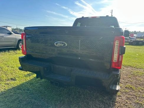 Used 2024 Ford F250 Lariat w/ Lariat Ultimate Package AWD/4WD image 5