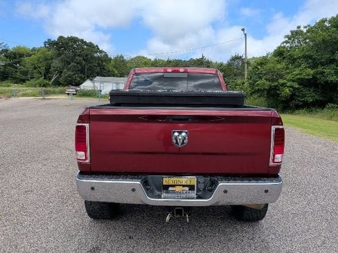 Used 2015 RAM 2500 Laramie w/ Convenience Group AWD/4WD image 4