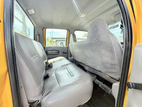 Used 2000 Ford F450 XL RWD image 17