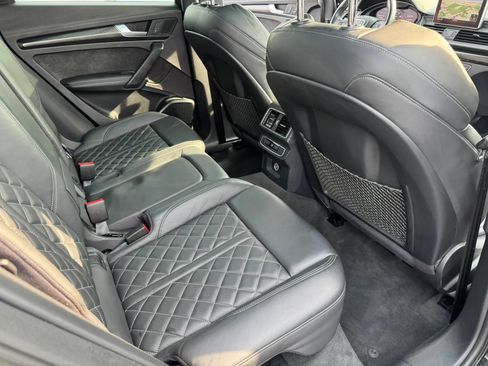 Used 2018 Audi SQ5 Premium Plus w/ Navigation Package AWD/4WD image 17
