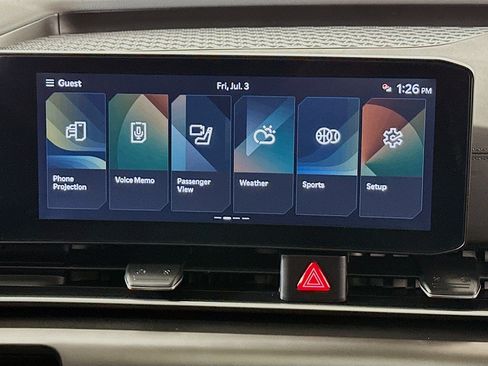 Used 2025 Kia Carnival SX w/ SX Dark Edition Package FWD image 12