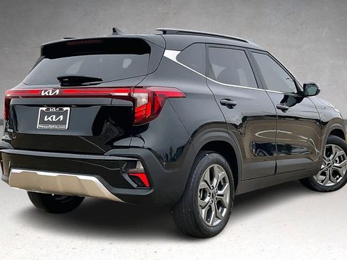 Certified 2024 Kia Seltos S image 21