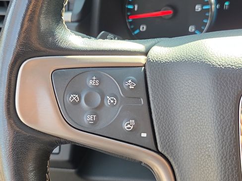 Used 2019 GMC Yukon Denali w/ Denali Ultimate Package image 23