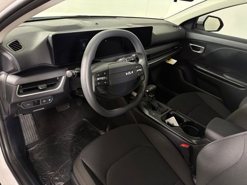 New 2026 Kia K4 FWD image 15