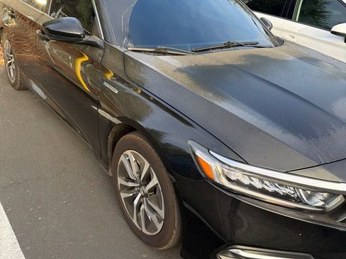 Used 2019 Honda Accord Hybrid image 3