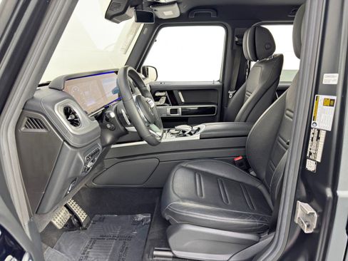Used 2021 Mercedes-Benz G 550 w/ AMG Line image 17