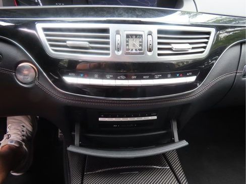 Used 2012 Mercedes-Benz S 63 AMG image 29