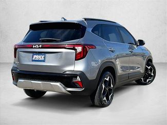 Used 2024 Kia Seltos EX FWD video 2