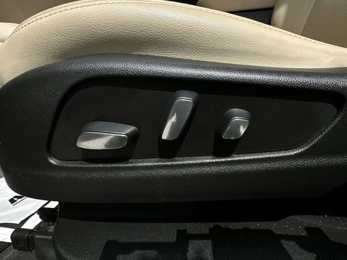 Used 2019 Cadillac XT5 Premium Luxury image 20