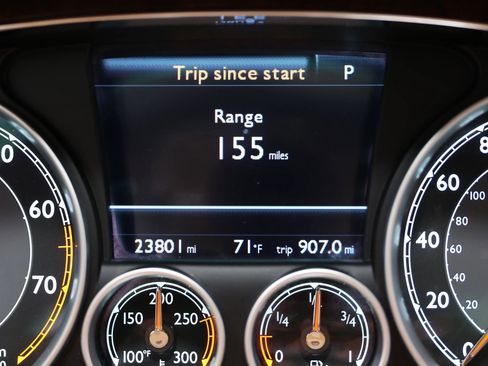 Used 2015 Bentley Flying Spur V8 image 19