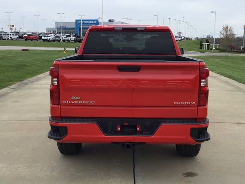 New 2025 Chevrolet Silverado 1500 Custom image 5