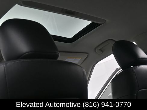 Used 2022 INFINITI QX80 Luxe w/ Cargo Package AWD/4WD image 27